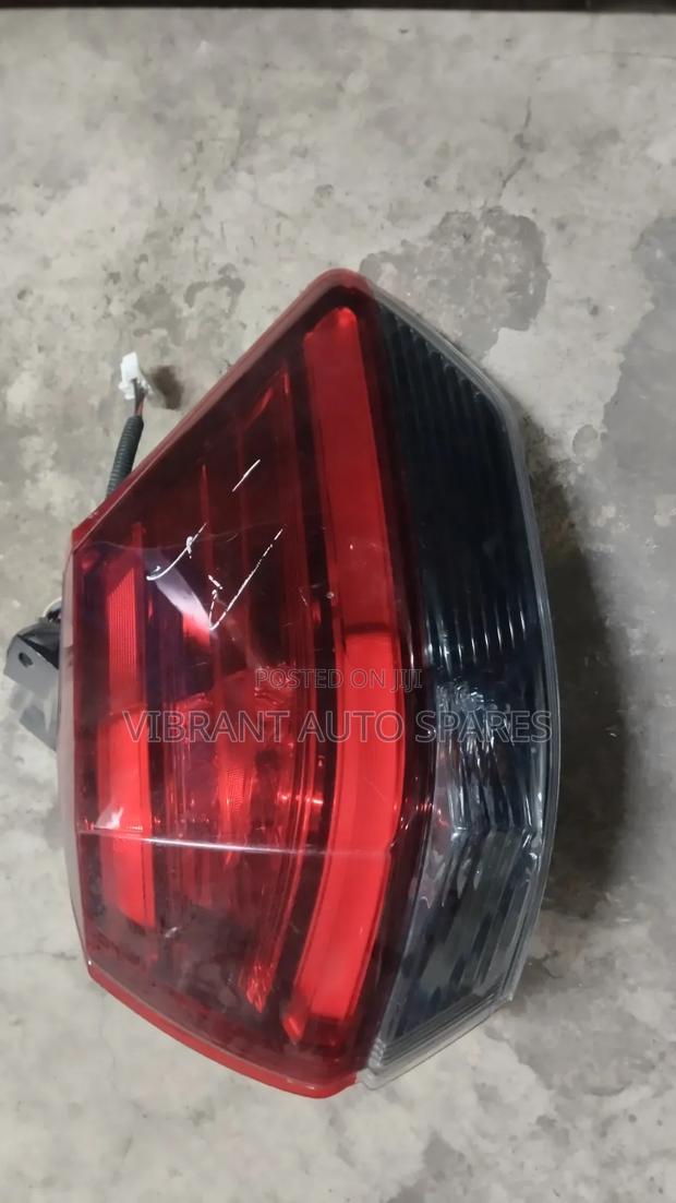 Nissan Extrail 2018 Backlights