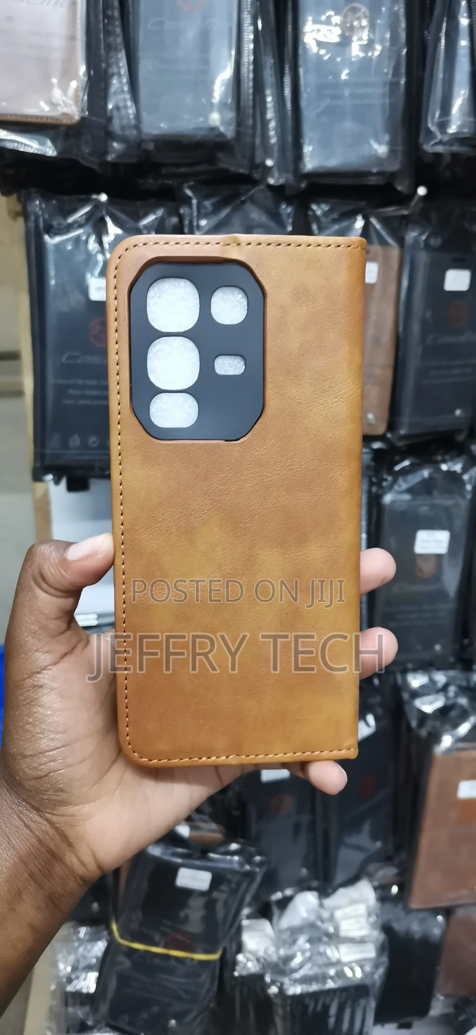 Dual-Textured Design With a Woven Pattern on the Right Side-Infinix