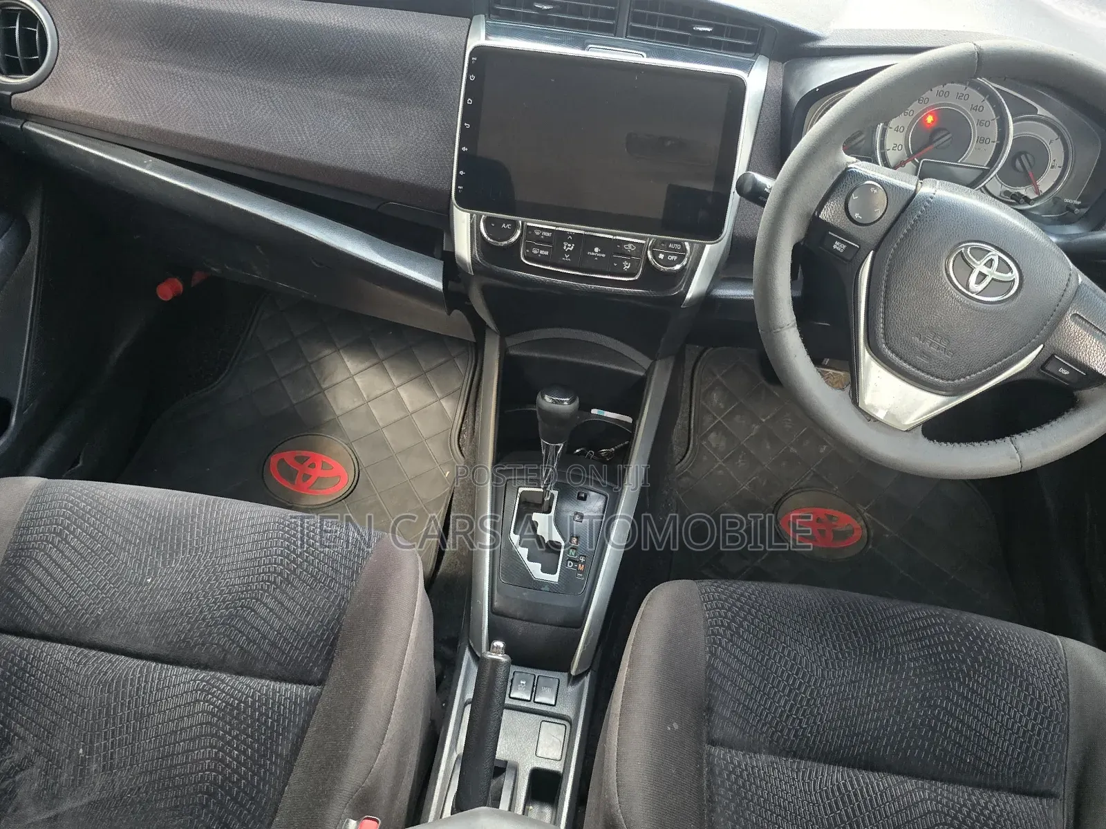 Toyota Corolla Fielder 2013 Silver