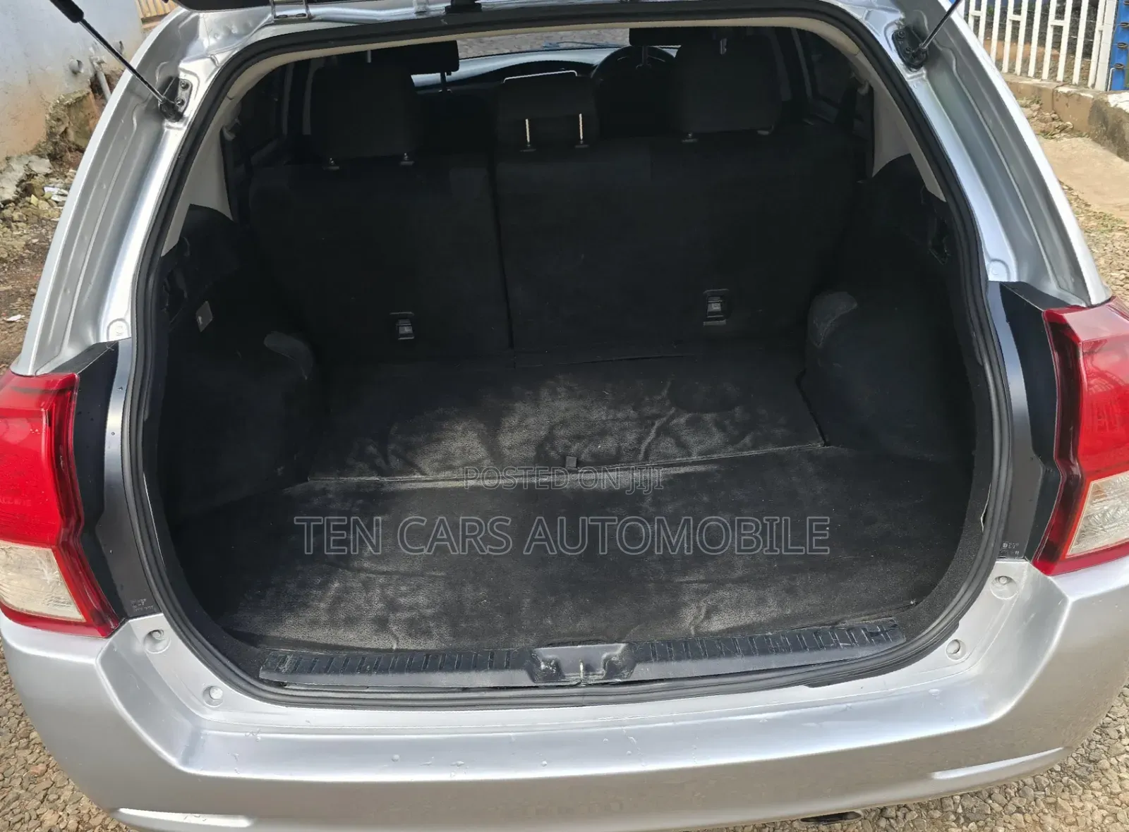 Toyota Corolla Fielder 2013 Silver