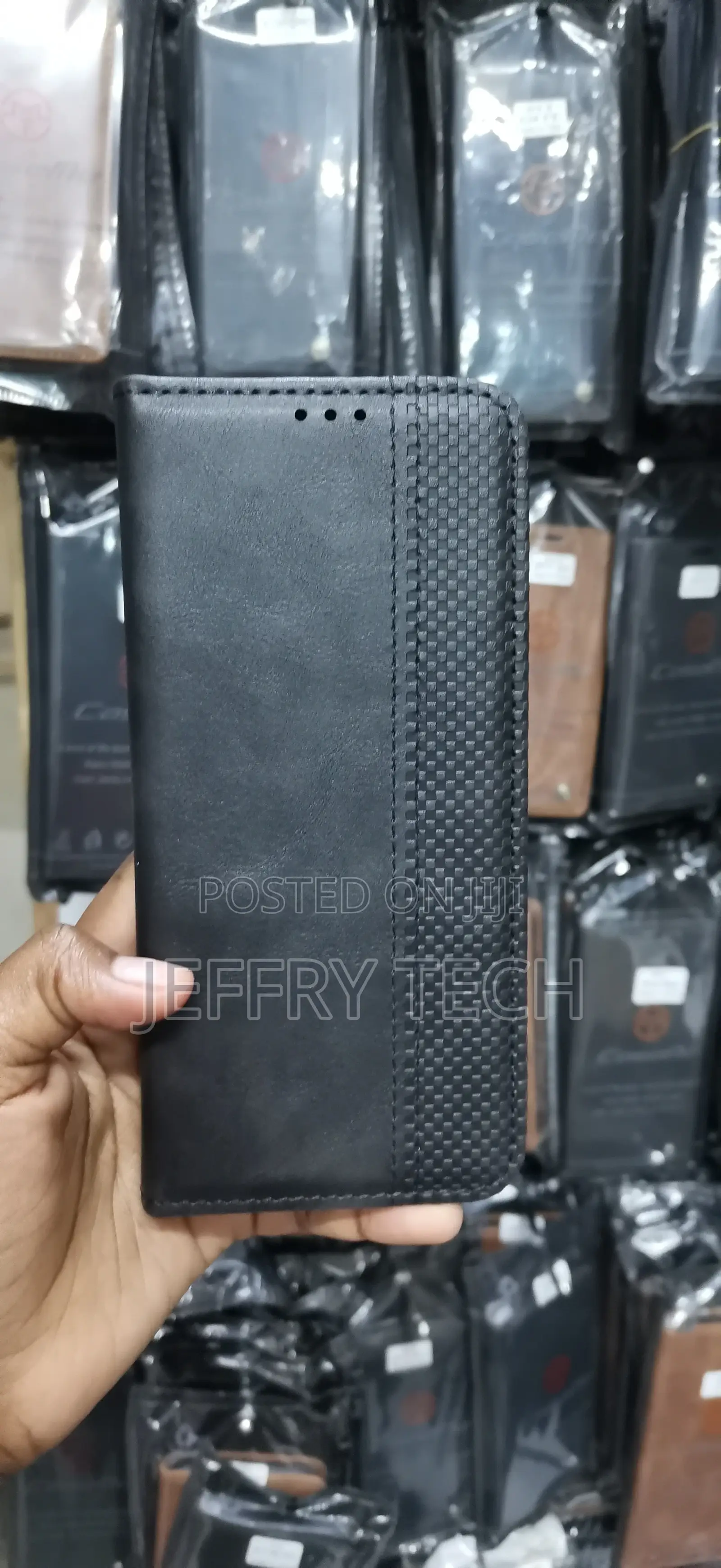 Casemeblack Wallet Flip Case Features a Textured Carbon Fiber Pattern