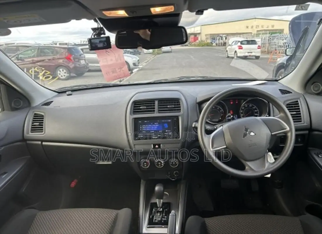 Mitsubishi RVR 2019 Silver