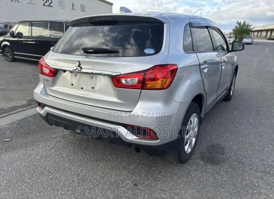 Mitsubishi RVR 2019 Silver