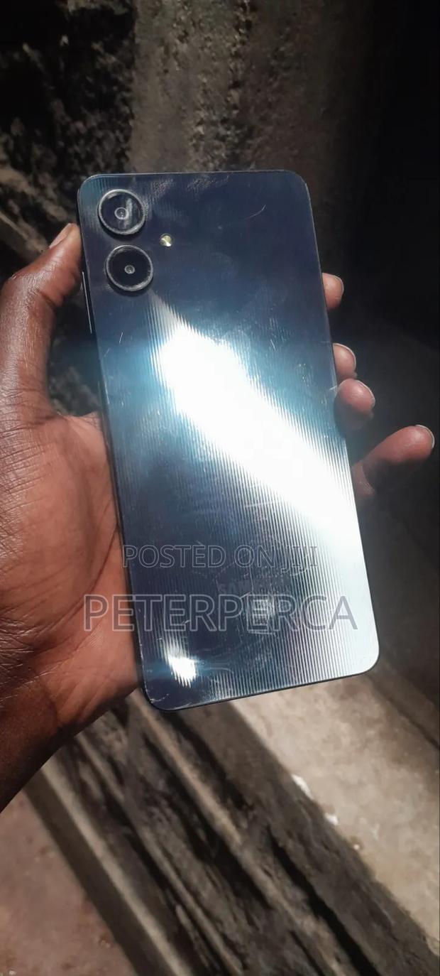 Samsung Galaxy A06 64 GB Black