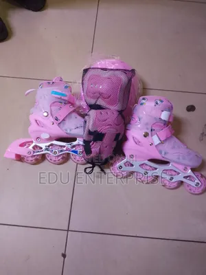 Skate Shoes Full Set
