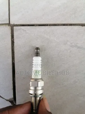 Suzuki Spark Plugs - Dcpr7egp Spark Plugs