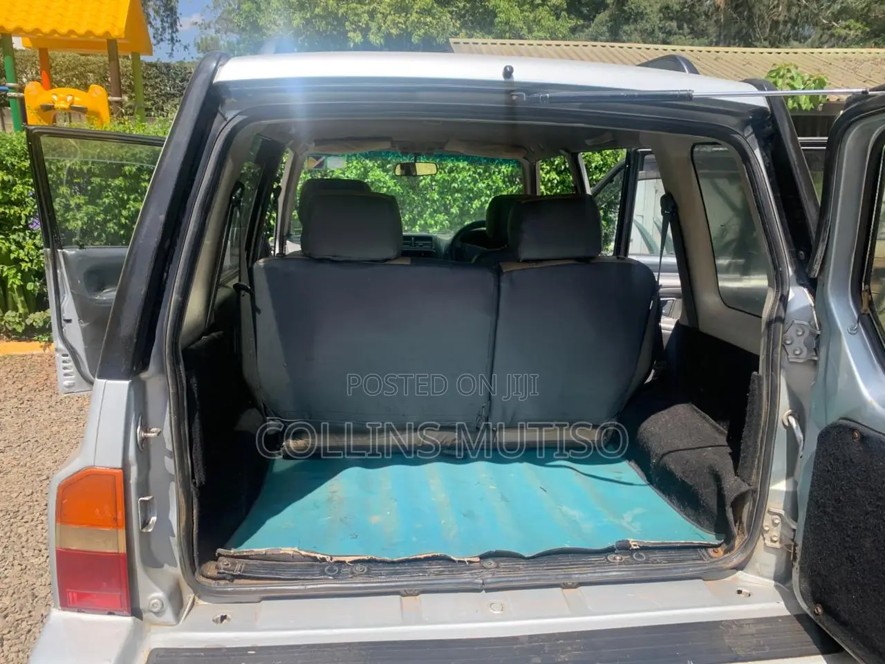 Suzuki Escudo 1997 Silver