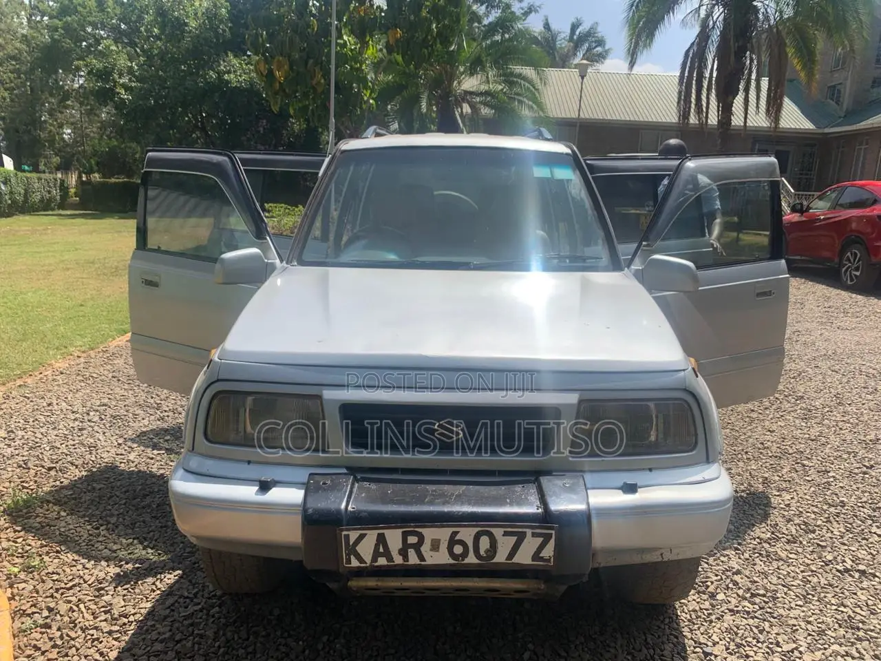 Suzuki Escudo 1997 Silver