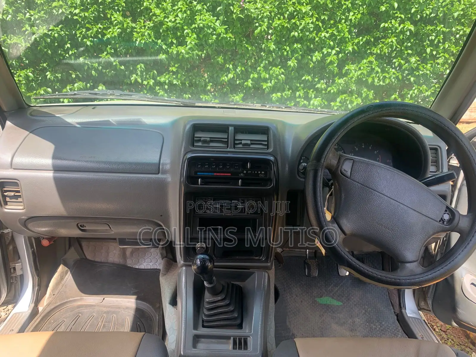 Suzuki Escudo 1997 Silver