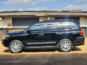 Toyota Land Cruiser 2012 Black