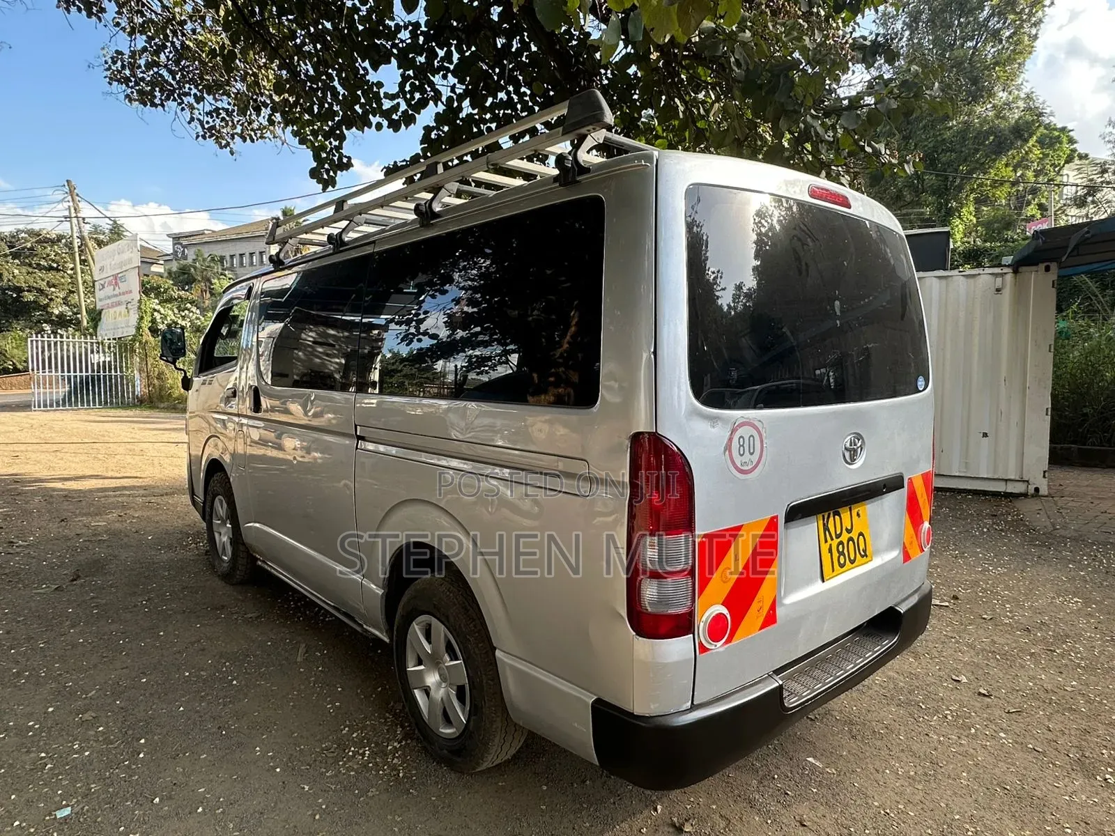 Toyota HiAce 2015 Silver