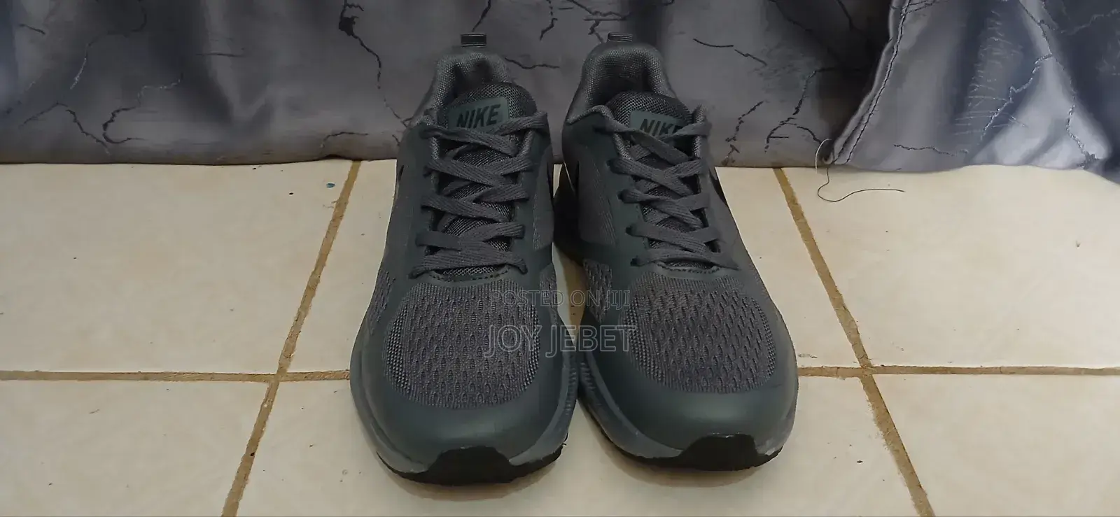 Nike Zoom Size 42