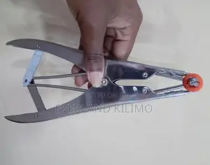Metallic Handle Elastrator