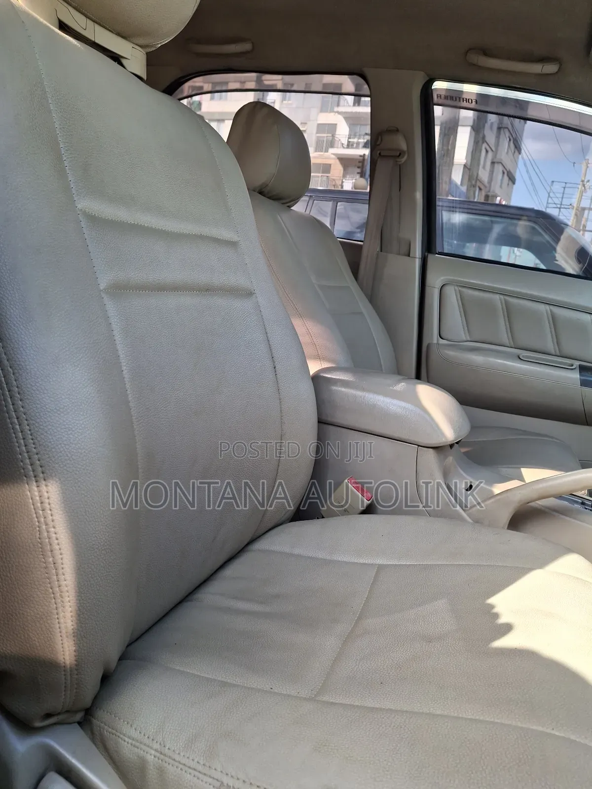 Toyota Fortuner 2.7 AWD 2005 Black