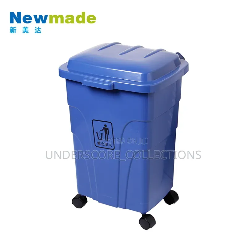 70l Plastic Garbage Can With Wheels and a Hinged Lid
