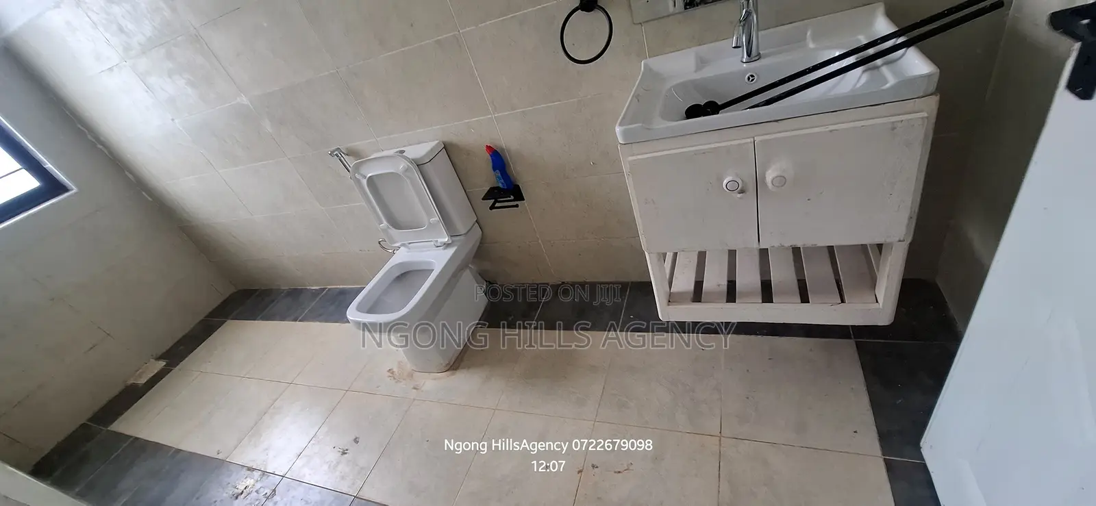 4bdrm Mansion in Kibiko, Kibiku for rent
