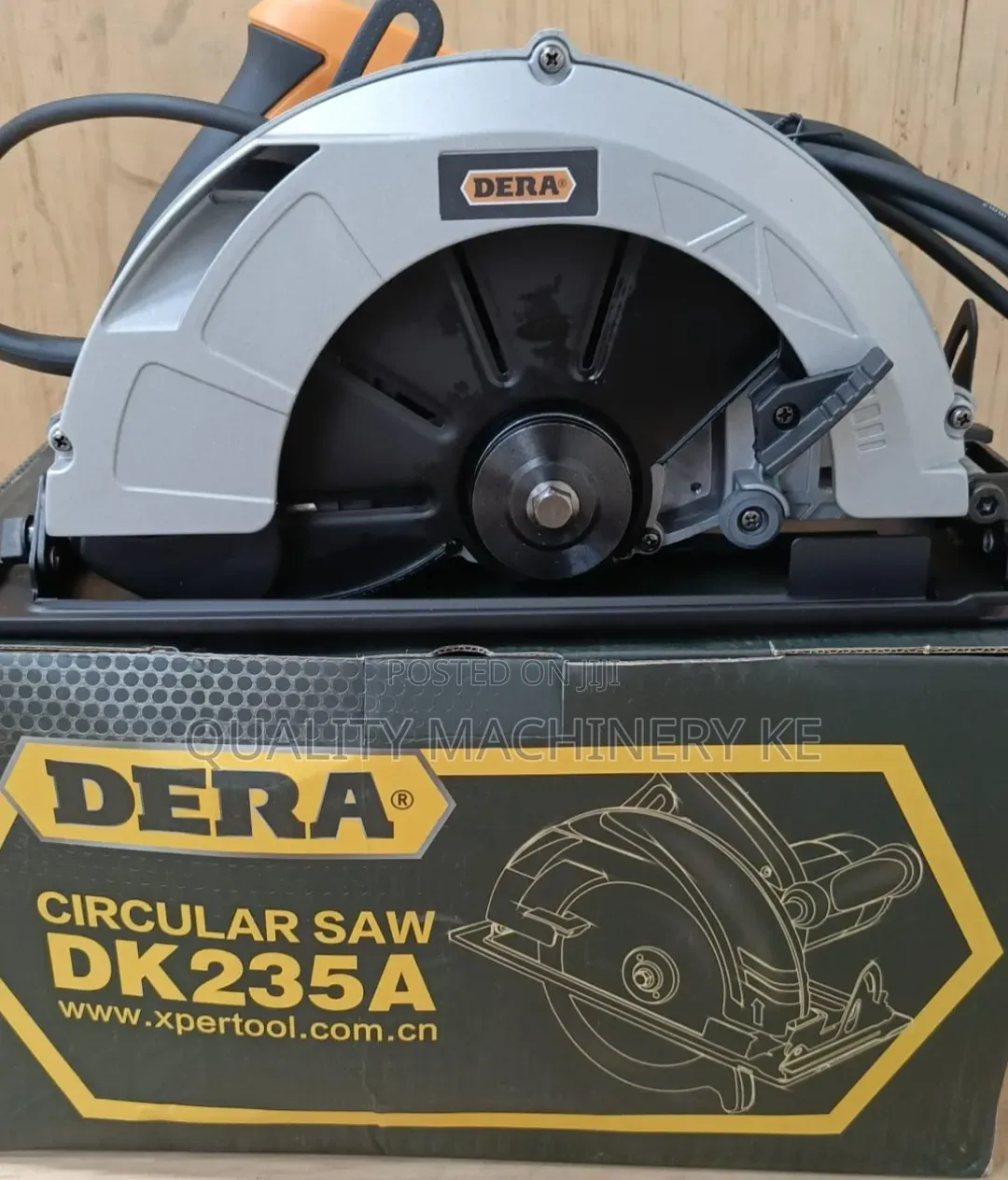 9" Dera Circular Saw