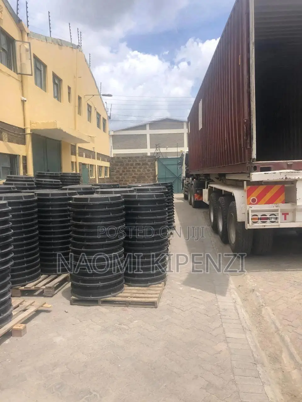 Circular Heavy Duty Manhole Cover