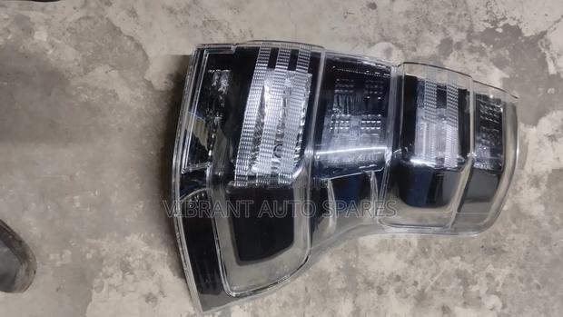 Toyota Prado Clear Backlights - thumbnail 2