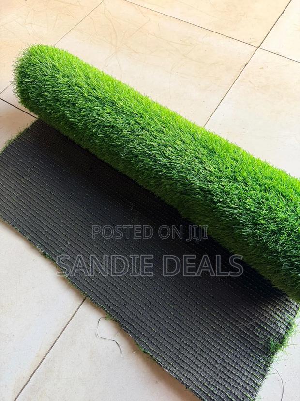 Artificial Green Grass - thumbnail 2