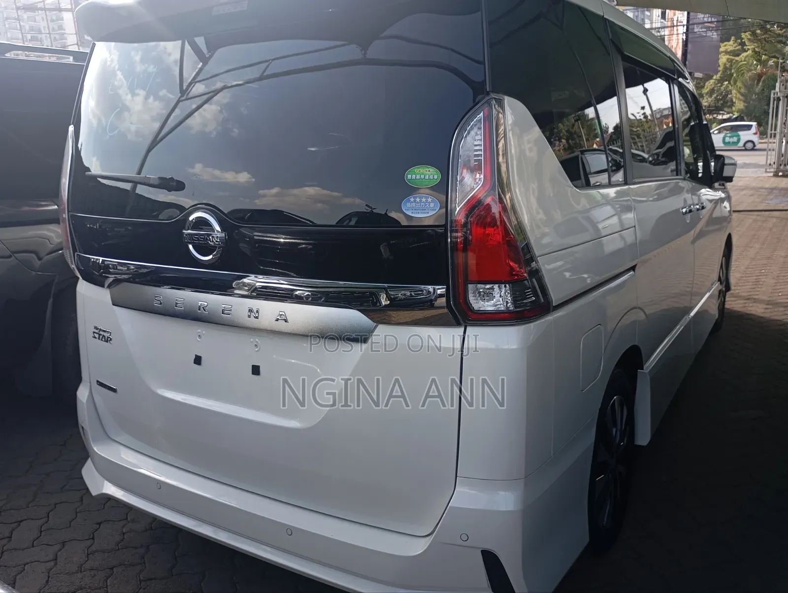 Nissan Serena 2019 White