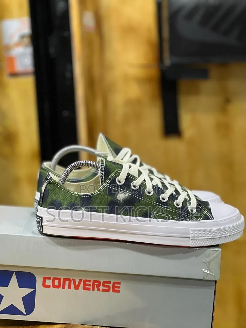 Conversechuck Taylor × Kenzo Paris