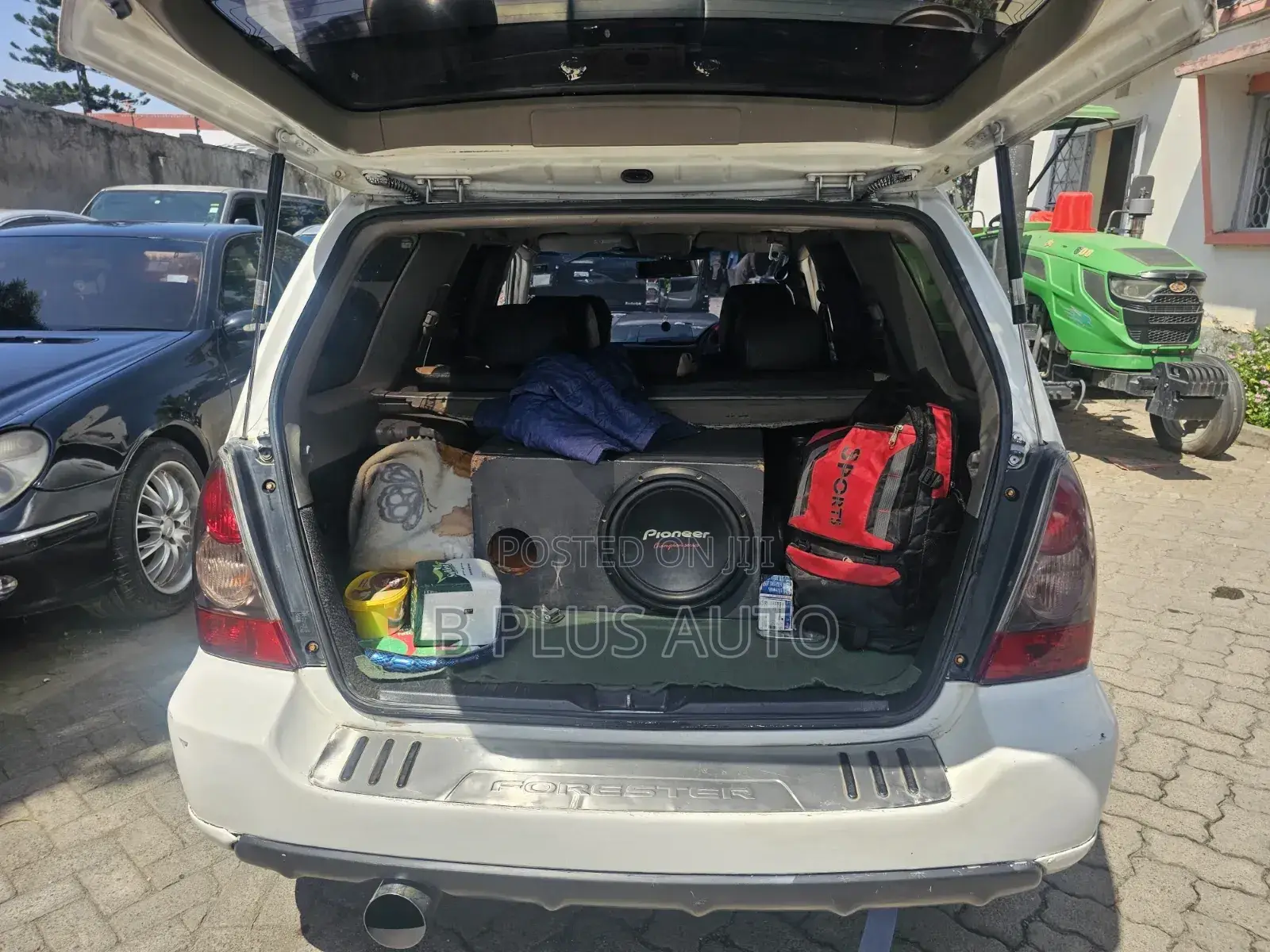 Subaru Forester 2005 White