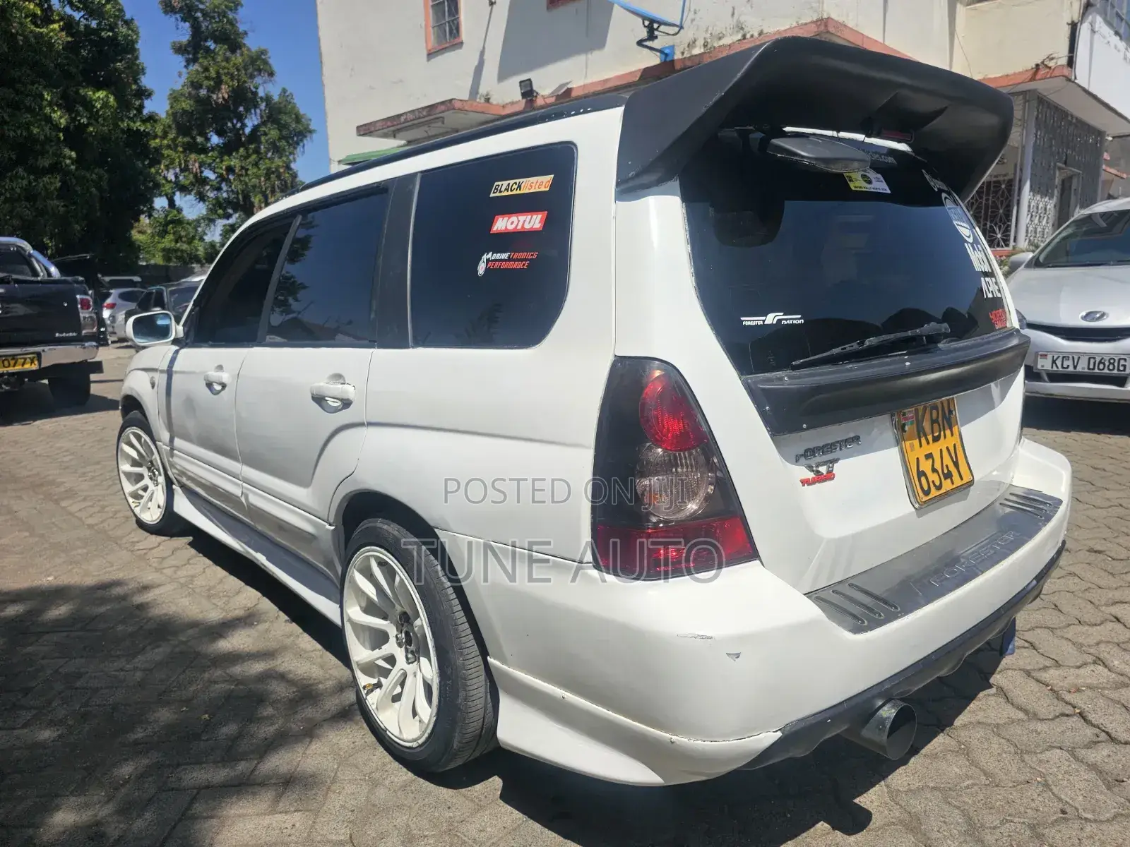 Subaru Forester 2005 White
