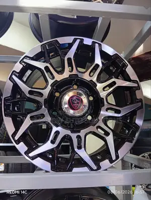 6-Lug Custom Alloy Rims for Nissan Caravan Toyota Hiace