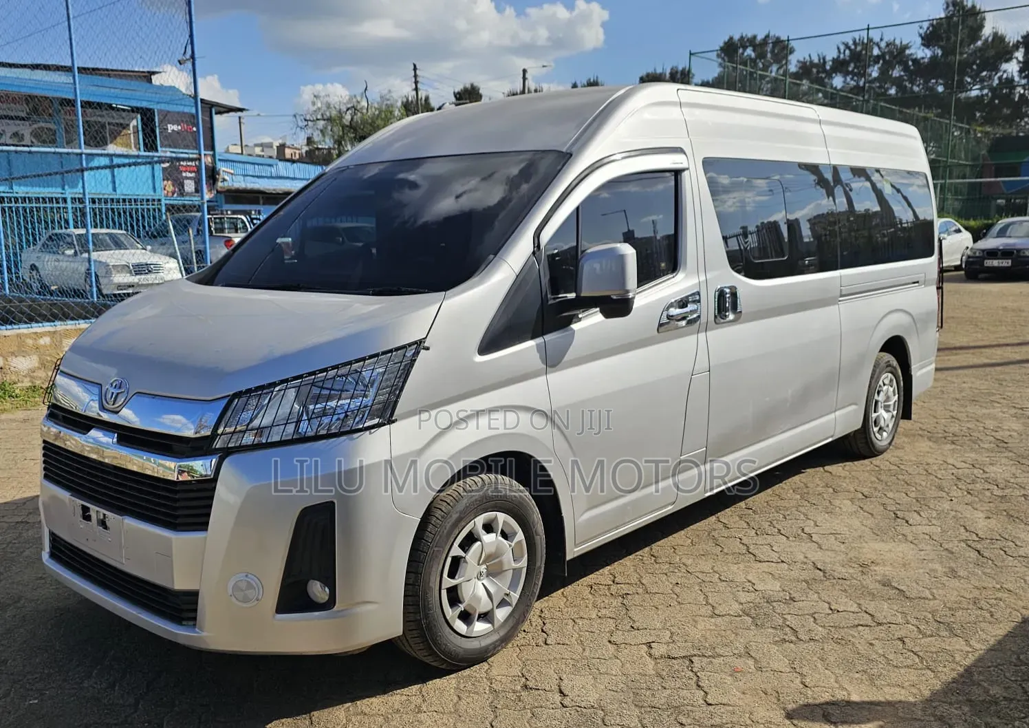 Toyota HiAce 2020 Silver