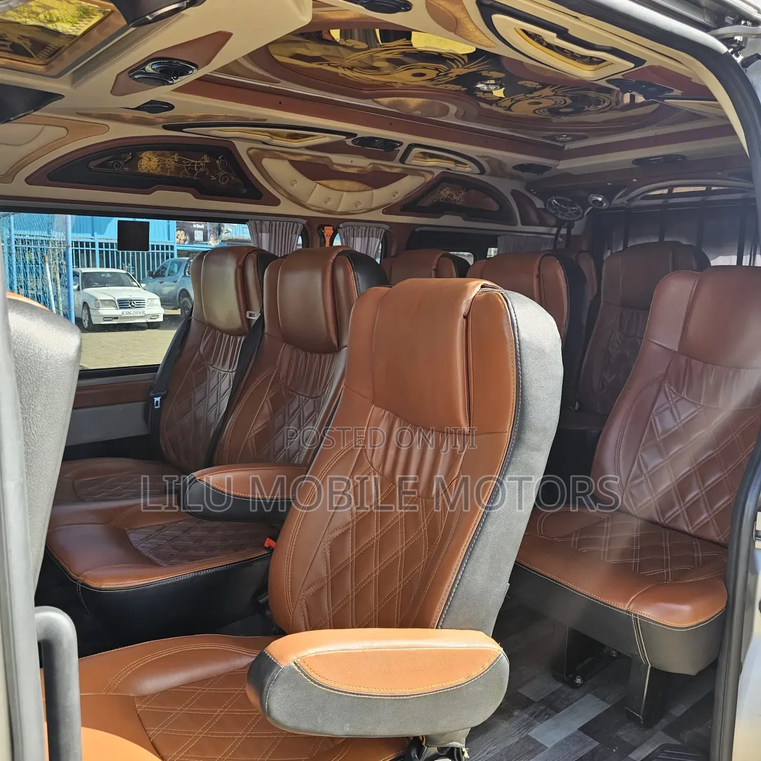 Toyota HiAce 2020 Silver