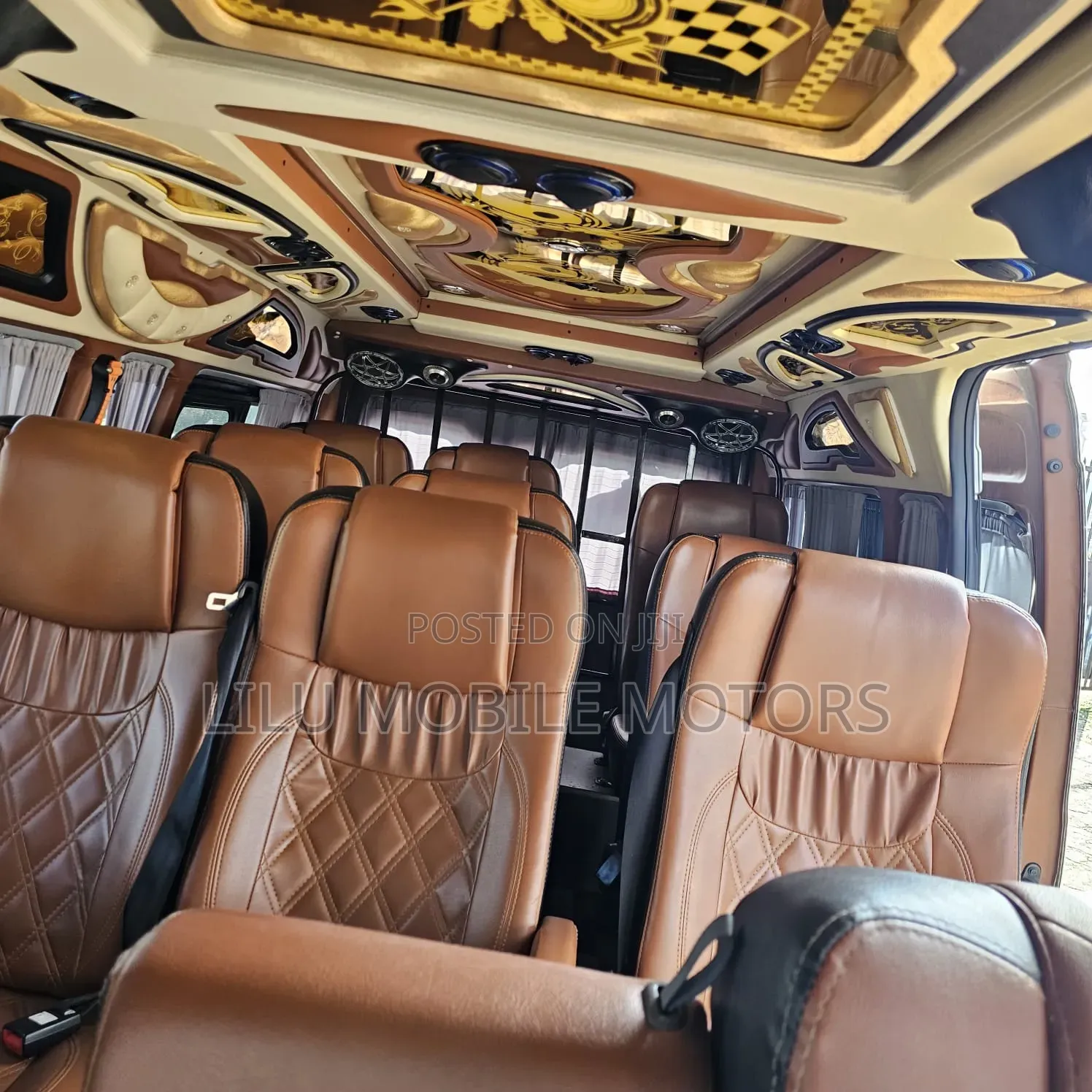Toyota HiAce 2020 Silver