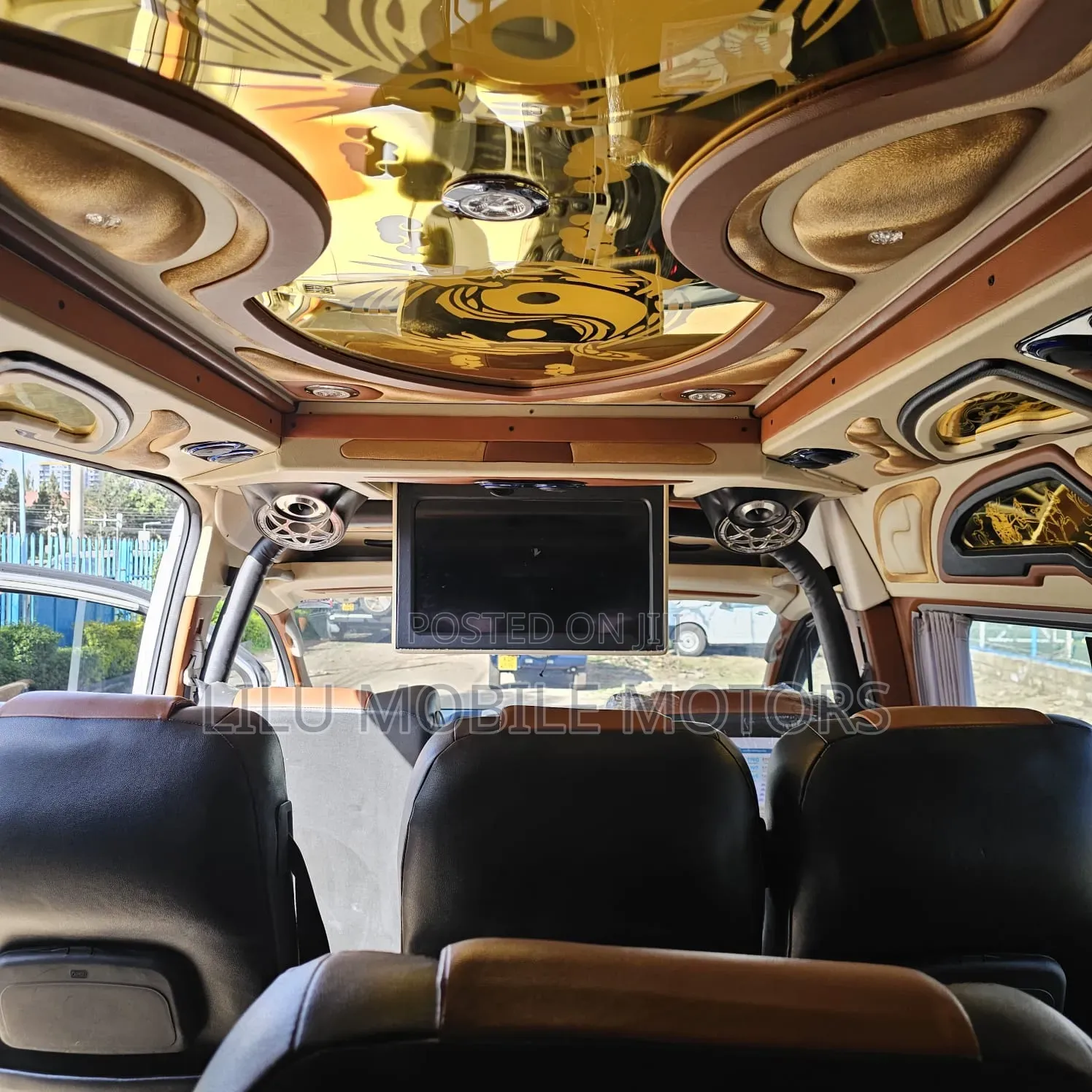 Toyota HiAce 2020 Silver