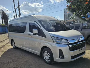 Toyota HiAce 2020 Silver