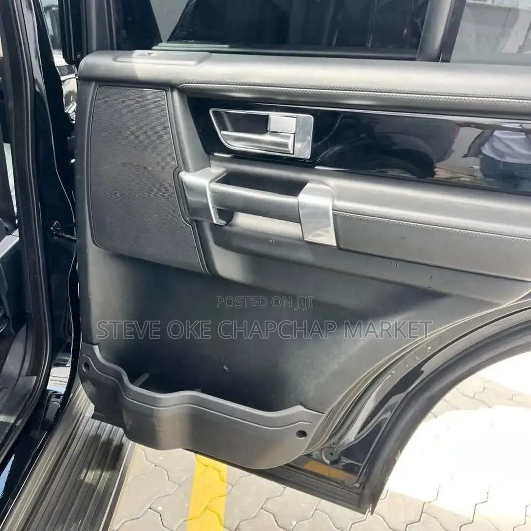 Land Rover Discovery 2016 Gray