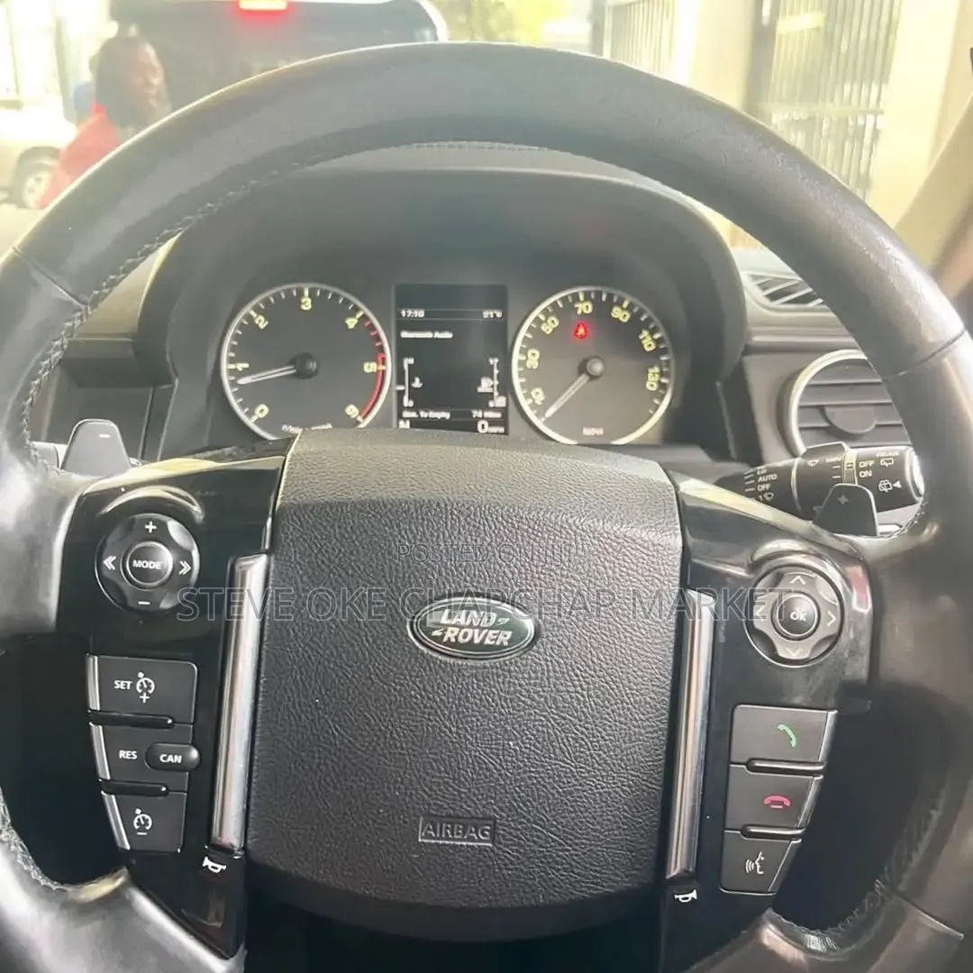 Land Rover Discovery 2016 Gray