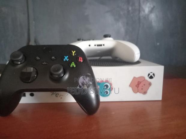 Xbox Series S - thumbnail 8
