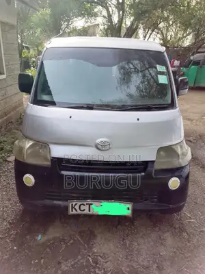 Toyota TownAce 2011 Silver