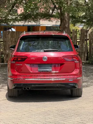 Volkswagen Tiguan 2018 Red