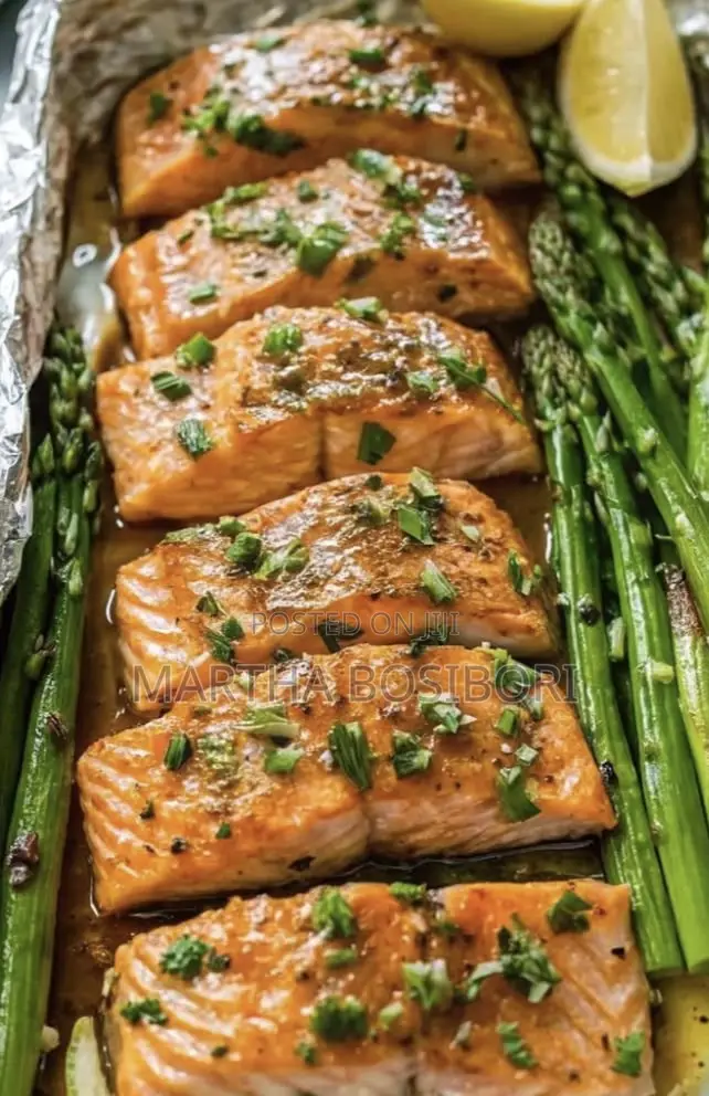 The Salmon Asparagus