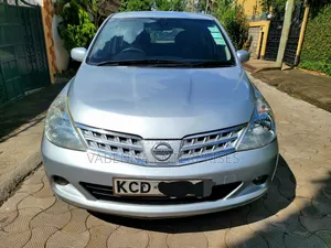 Nissan Tiida 2008 Silver