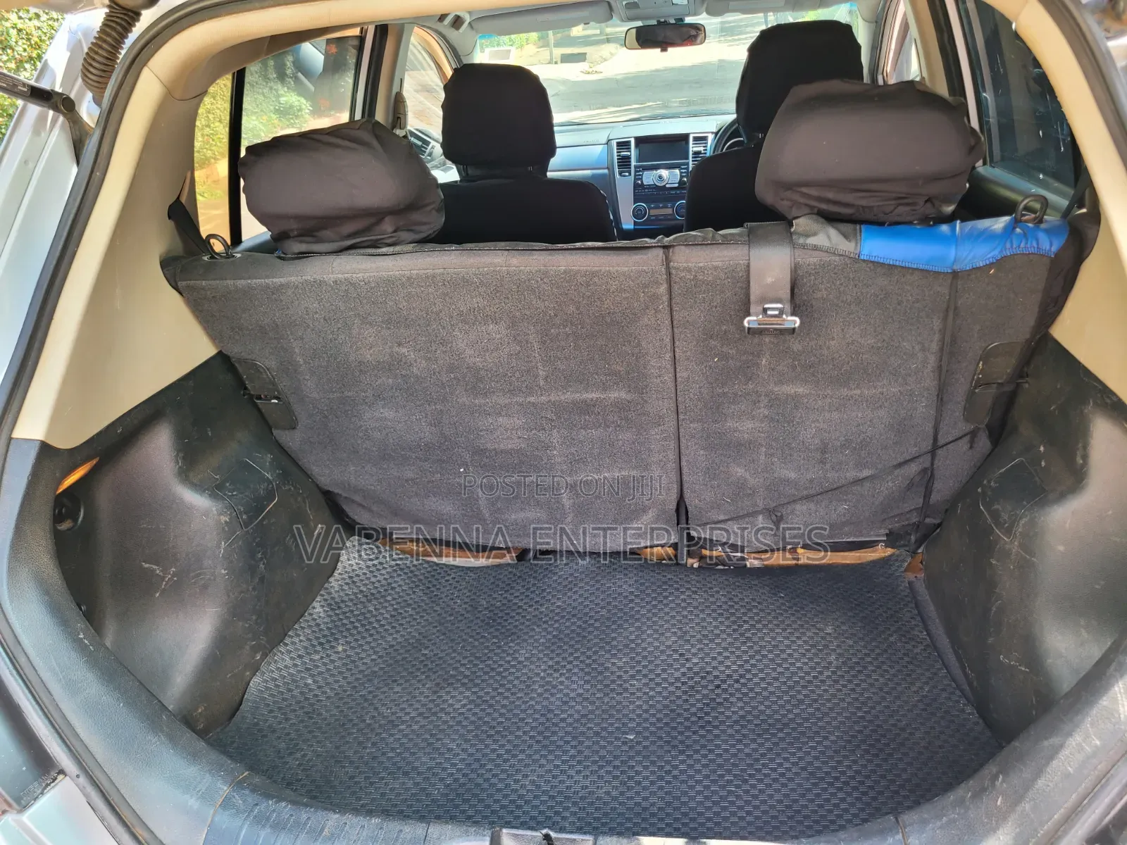 Nissan Tiida 2008 Silver