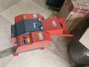 Heavy Duty Chaff Cutter With Gear and Conveyer Belt Engine or Motor