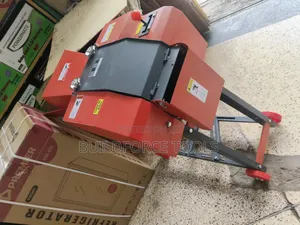 Heavy Duty Chaff Cutter With Gear and Conveyer Belt Engine or Motor