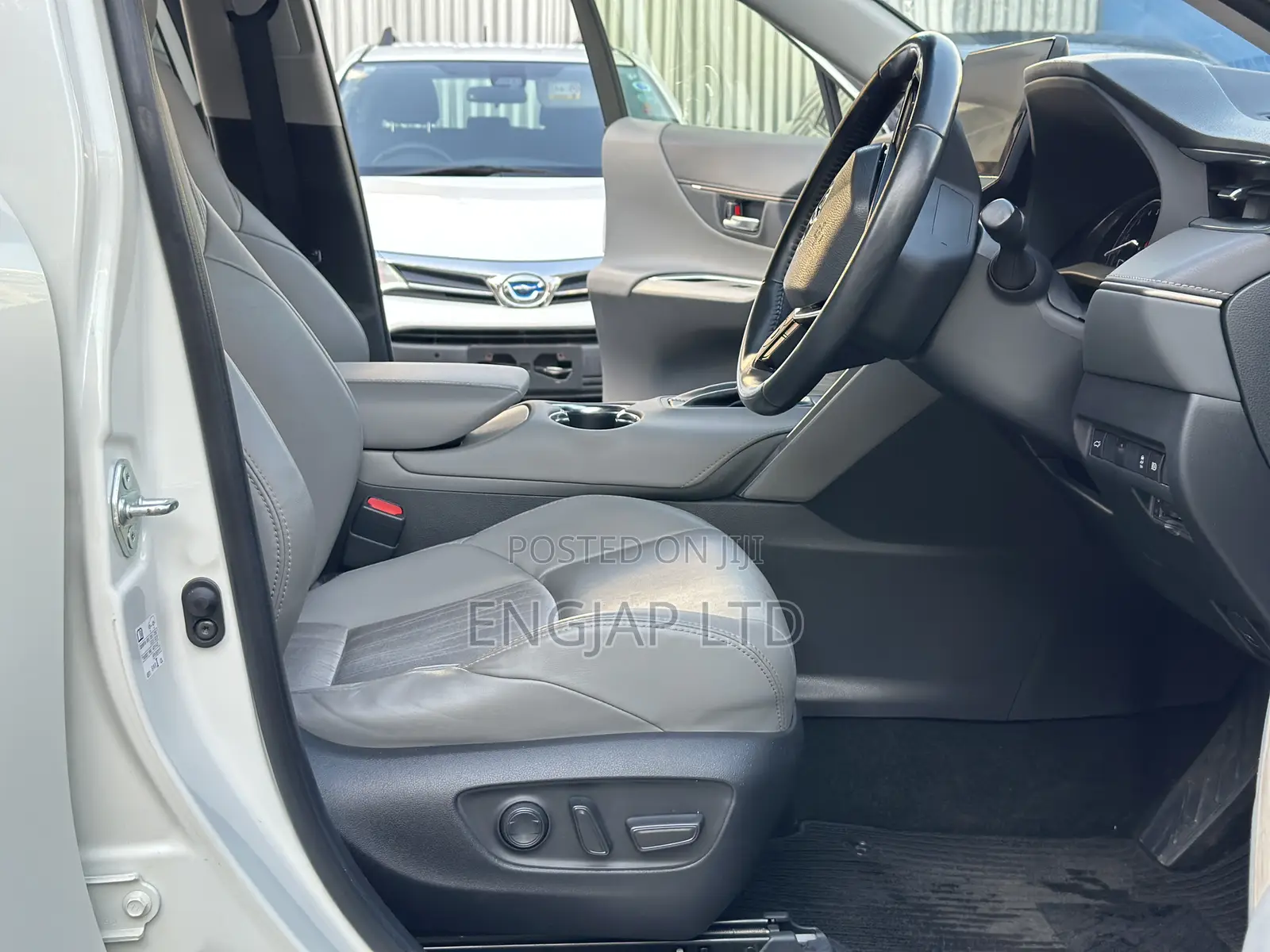 Toyota Harrier 2020 Pearl