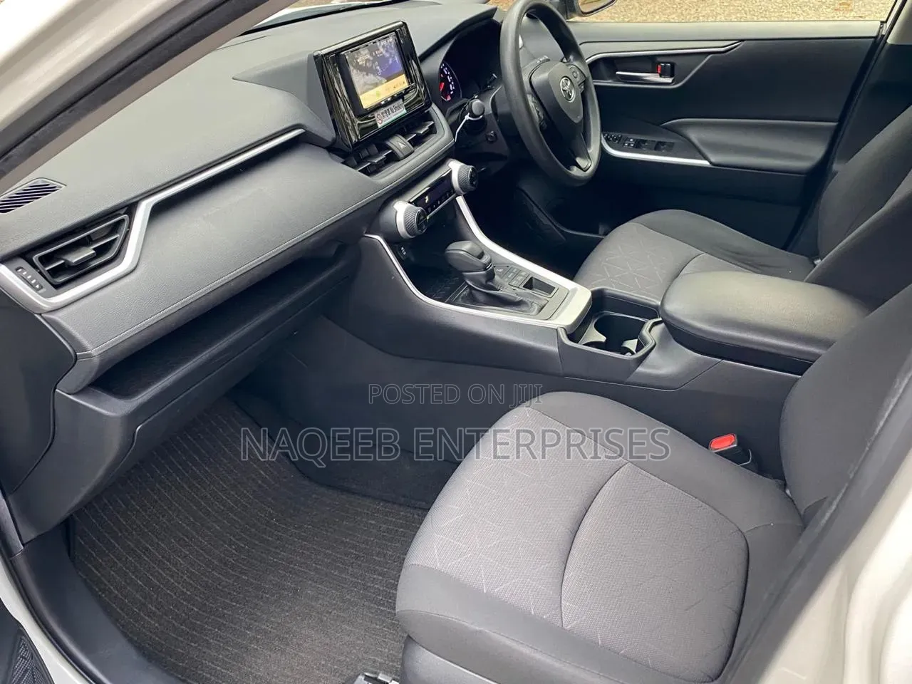 Toyota RAV4 2020 Pearl