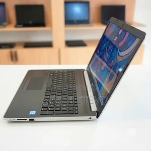 Laptop HP 15 8GB Intel Core i7 HDD+SSD 500GB