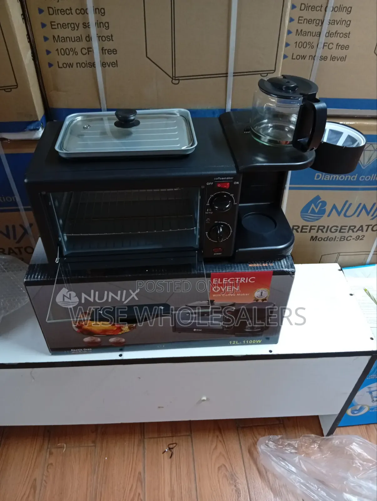 Nunix 3-in-1 Breakfast Maker Features a 12-Liter Toaster Oven