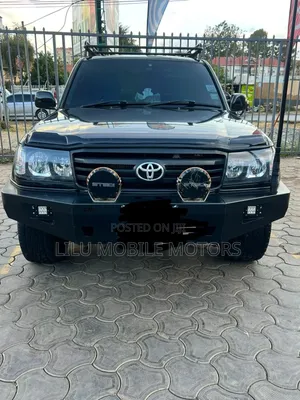 Toyota Land Cruiser 2004 Black