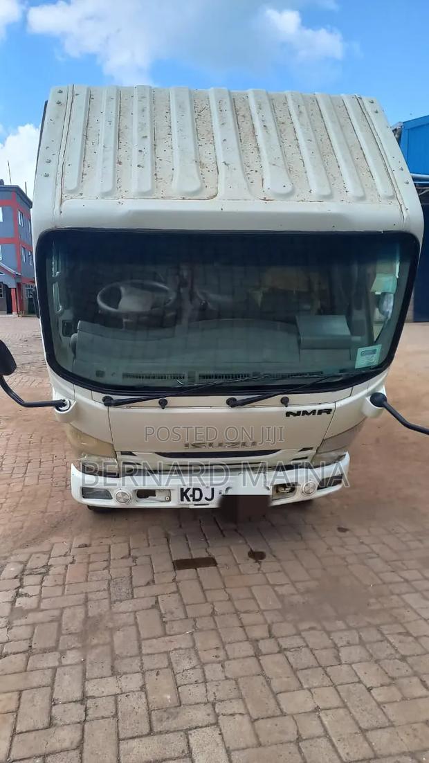 Isuzu NMR 2023 Model